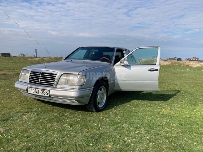 Mercedes E 200 d 1994, 450,000 km - 2.0 l - Siyəzən