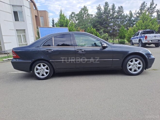 Mercedes C 240-4