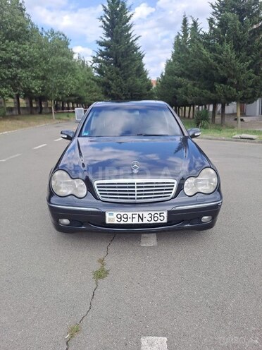 Mercedes C 240-1
