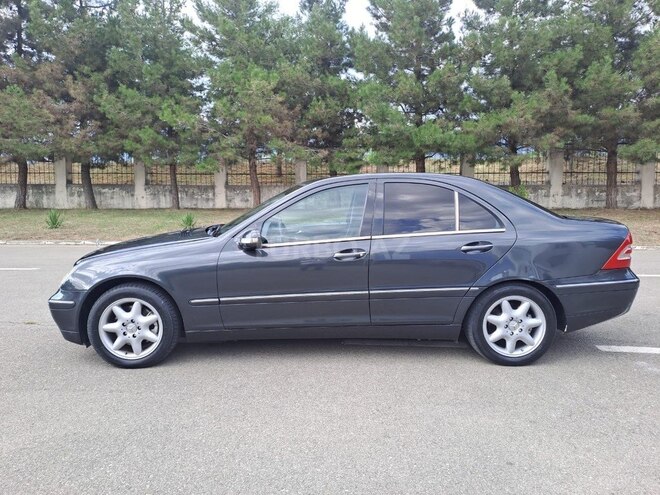 Mercedes C 240-6