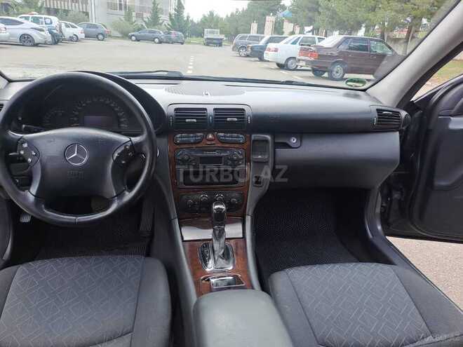 Mercedes C 240-16