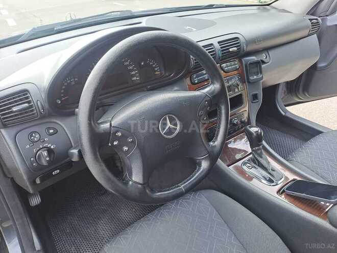 Mercedes C 240-19