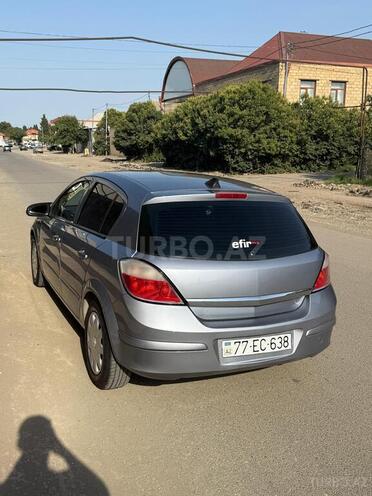 Opel Astra 2004, 196,342 km - 1.4 l - Gəncə