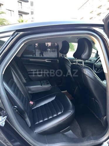 Ford Fusion (North America)-16