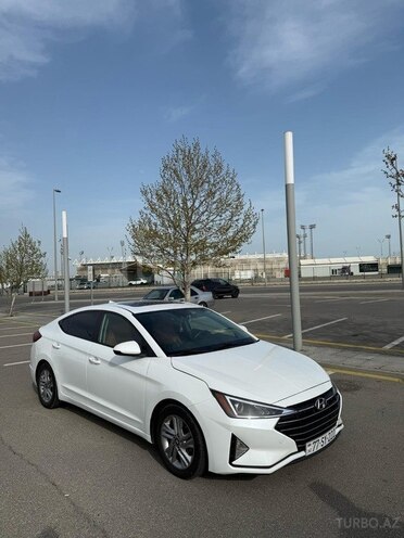 Hyundai Elantra 2019, 125,529 km - 2.0 л - Bakı