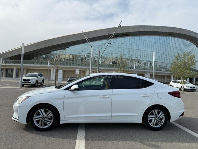 Hyundai Elantra 2019, 125,529 km - 2.0 л - Bakı