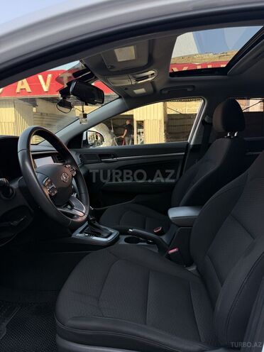 Hyundai Elantra 2019, 125,529 km - 2.0 л - Bakı