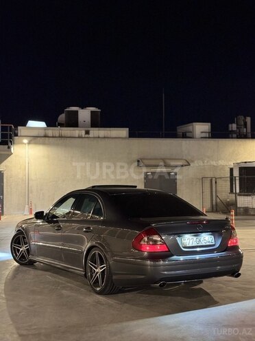 Mercedes E 300 2005, 255,000 km - 3.0 l - Bakı