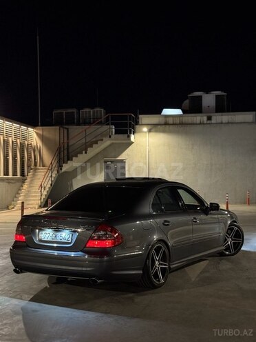 Mercedes E 300 2005, 255,000 km - 3.0 l - Bakı
