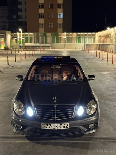 Mercedes E 300 2005, 255,000 km - 3.0 l - Bakı