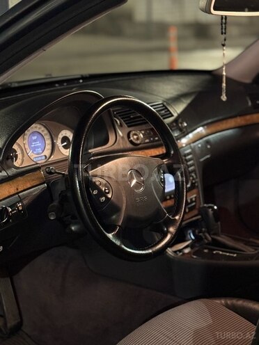 Mercedes E 300 2005, 255,000 km - 3.0 l - Bakı
