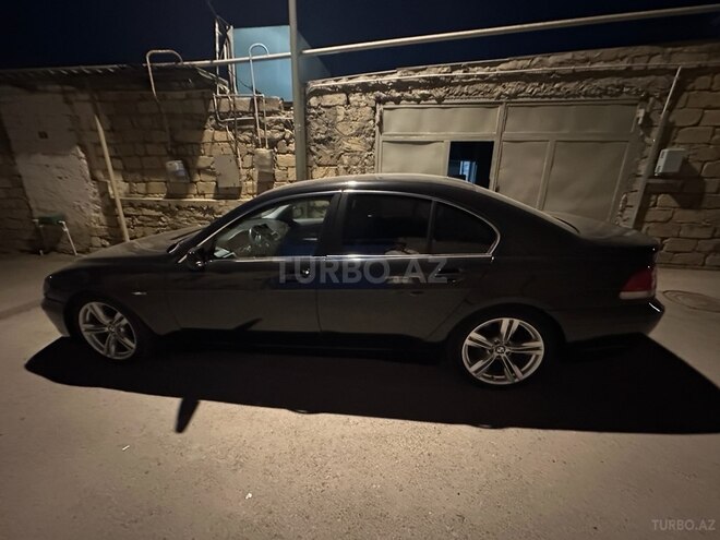 BMW 745 2002, 412,000 km - 4.4 l - Bakı