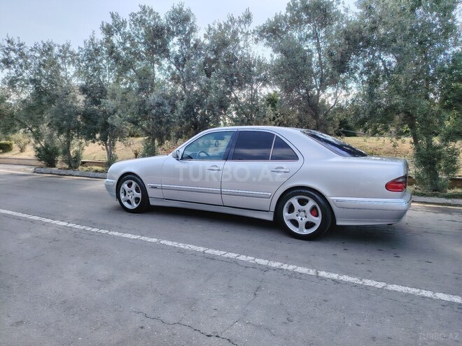 Mercedes E 200 d 2000, 256,000 km - 2.2 l - Bərdə