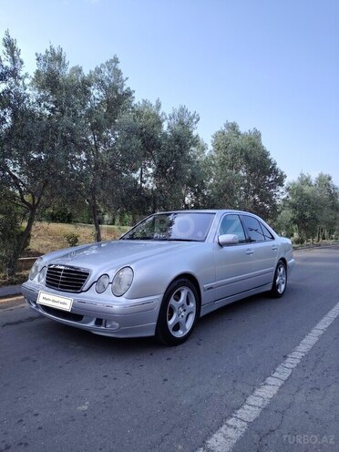 Mercedes E 200 d 2000, 256,000 km - 2.2 l - Bərdə