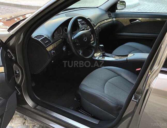 Mercedes E 220 d 2007, 299,000 km - 2.2 l - Bakı