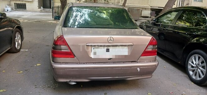 Mercedes C 180 1993, 385,000 km - 1.8 л - Bakı