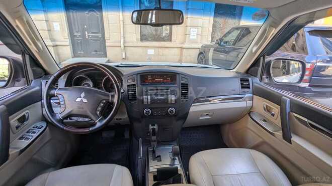 Mitsubishi Pajero 2014, 140,000 km - 3.8 л - Bakı