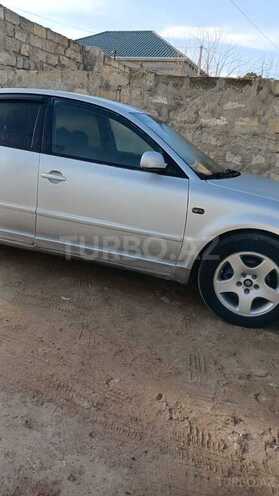 Volkswagen Passat-2