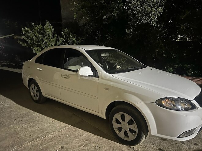 Daewoo Gentra 2013, 273,000 km - 1.5 l - Masallı