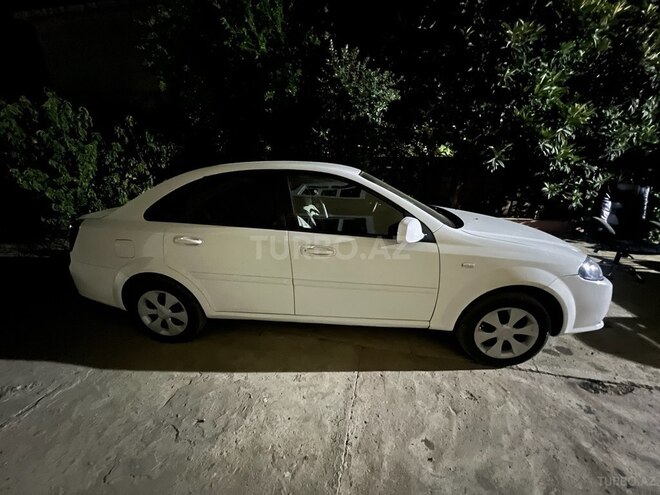 Daewoo Gentra 2013, 273,000 km - 1.5 l - Masallı