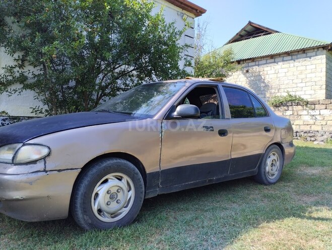 Hyundai Accent 1995, 234,567 km - 1.5 l - Zaqatala