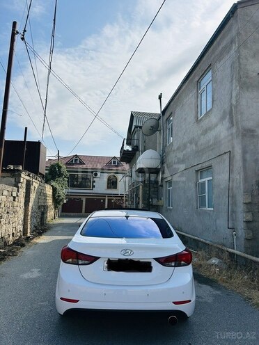 Hyundai Avante 2015, 195,000 km - 1.6 л - Bakı