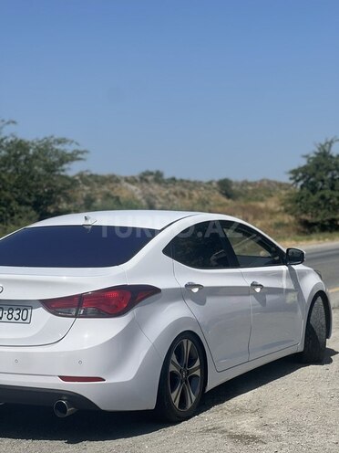 Hyundai Avante 2015, 195,000 km - 1.6 л - Bakı
