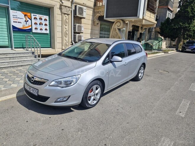 Opel Astra 2011, 220,000 km - 1.3 l - Bakı