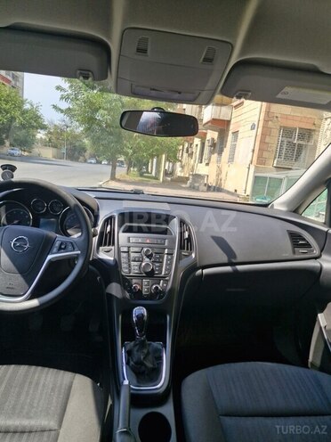Opel Astra 2011, 220,000 km - 1.3 l - Bakı
