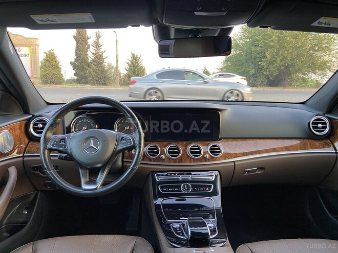 Mercedes E 300 2017, 152,320 km - 2.0 л - Ağcabədi