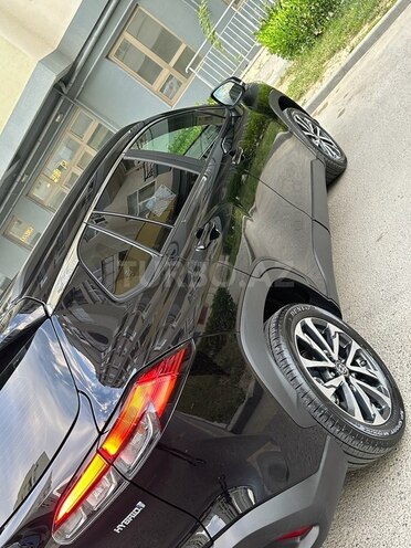Toyota Corolla Cross 2023, 35,000 km - 2.0 l - Bakı