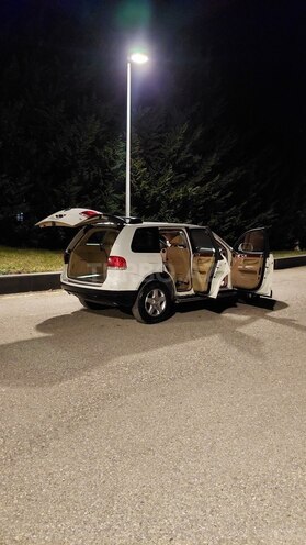 Volkswagen Touareg 2005, 333,242 km - 3.2 л - Quba