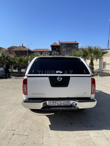 Nissan Navara 2013, 260,000 km - 2.5 l - Bakı