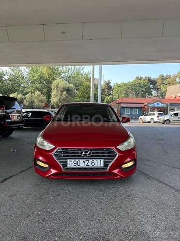 Hyundai Accent-1