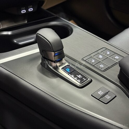 Lexus  2025, 0 km - 2.0 l - Bakı