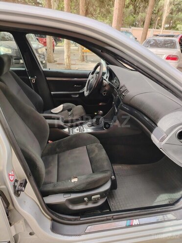 BMW 525 2001, 310,000 km - 2.5 l - Bakı