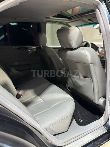 Mercedes E 270 2000, 322,033 km - 2.7 l - Sumqayıt