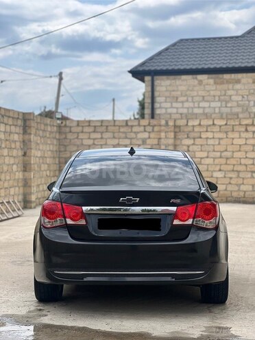 Chevrolet Cruze-2