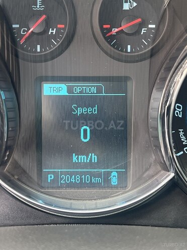 Chevrolet Cruze-21