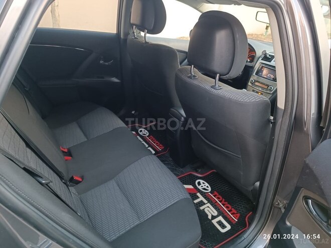 Toyota Avensis 2010, 220,000 km - 2.0 л - Bakı