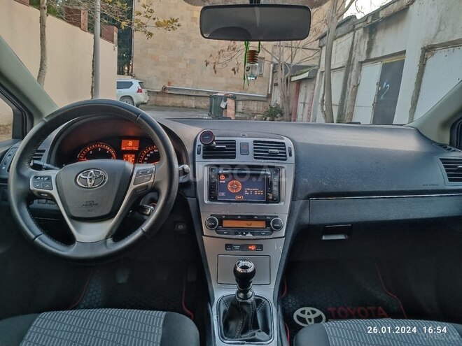Toyota Avensis 2010, 220,000 km - 2.0 л - Bakı