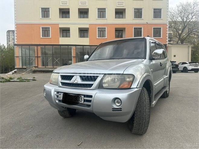 Mitsubishi Pajero 2004, 288,000 km - 3.0 л - Bakı