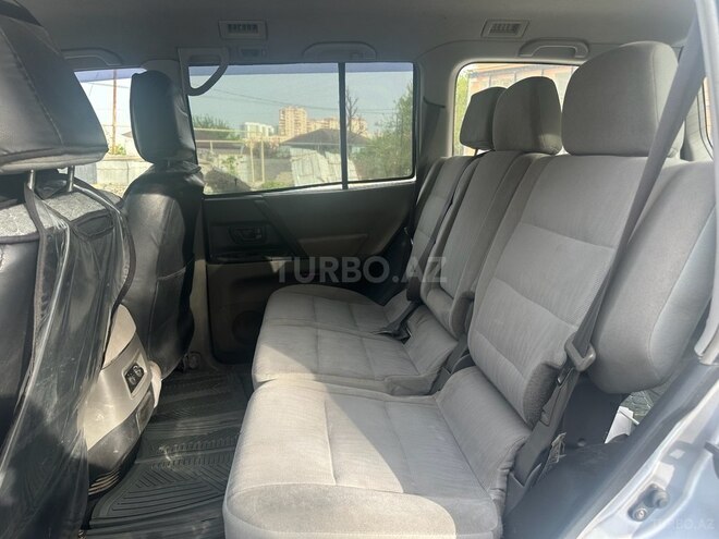 Mitsubishi Pajero 2004, 288,000 km - 3.0 л - Bakı