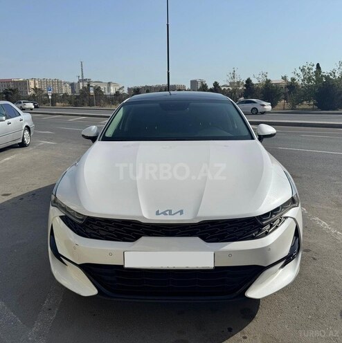 Kia K5-1