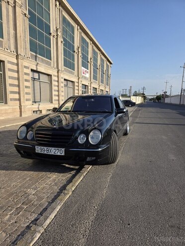 Mercedes E 270 1999, 400,000 km - 2.7 l - Bakı