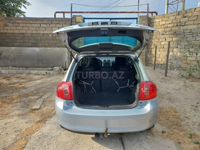 Toyota Auris 2008, 267,895 km - 1.4 l - Bakı