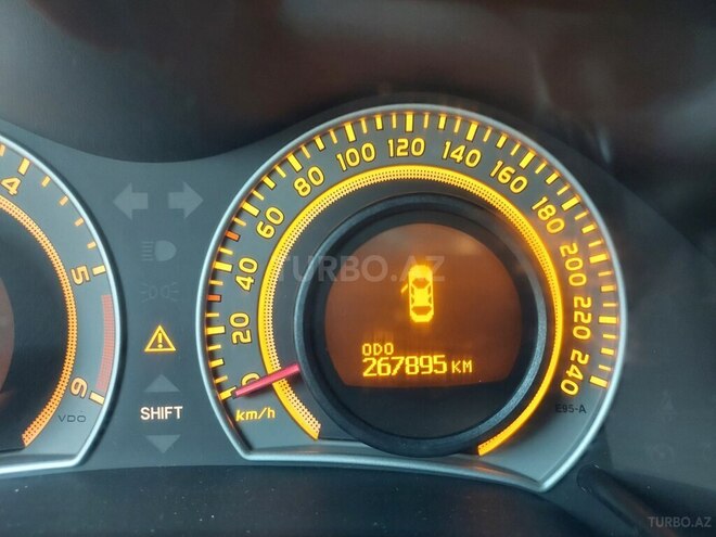 Toyota Auris 2008, 267,895 km - 1.4 l - Bakı