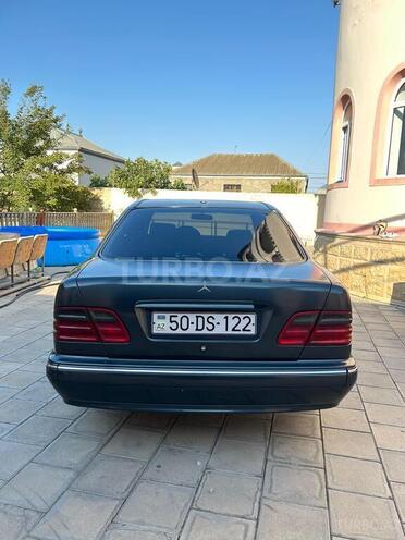 Mercedes E 220 d 1999, 470,000 km - 2.2 l - Sumqayıt