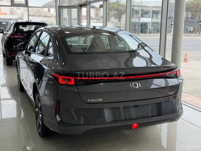 Changan Qiyuan A05 2025, 0 km - 1.5 л - Bakı