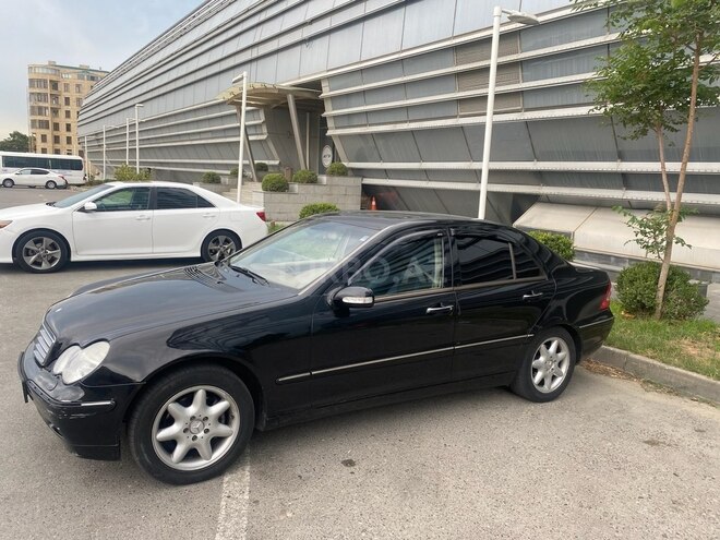 Mercedes C 240-3